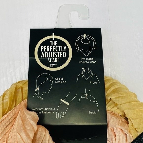 DAVID AND YOUNG - Perfectly Adjusted Scarf - NWT - Picture 3 of 6